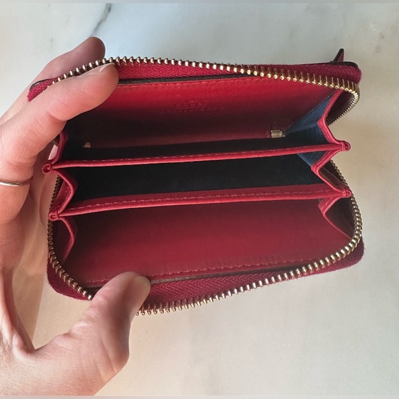 Gucci blooms small zip wallet; red 🌹 - Picture 8 of 15